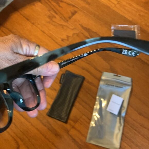 Foster Grant +100 reading glasses NEW unisex - Picture 4 of 10